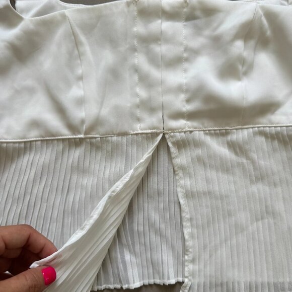 SHEIN | White Pleated Peplum Bustier Top (M) - Picture 3 of 9